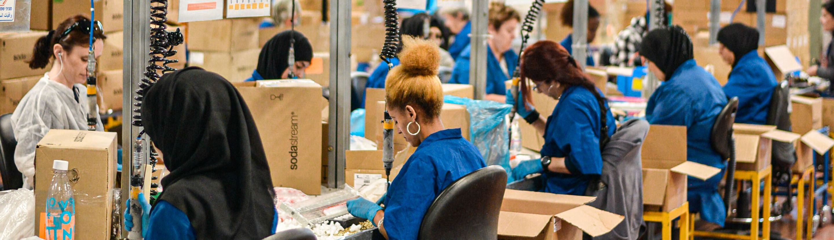 manufacturing-courier